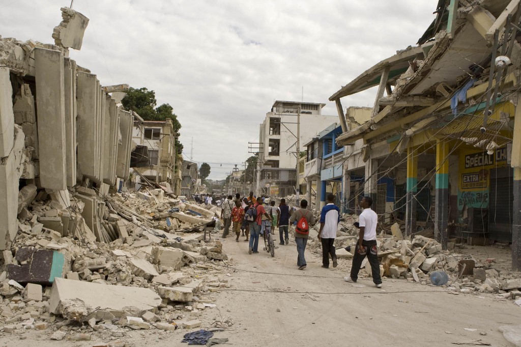 HAITI QUAKE DEATH TOLL MAY TOP 100,000: PM