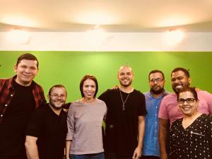 Jennifer Salinas y Equipo